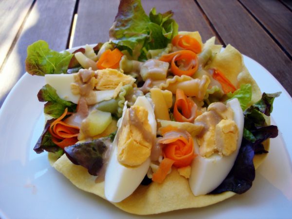 Ensalada de pasta en pappadums