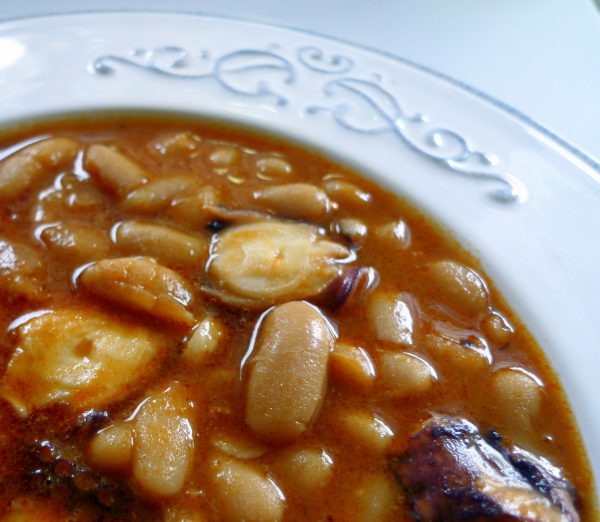 Receta de Alubias con pulpo