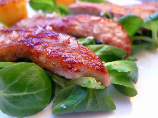 Receta de Secreto de cerdo ibérico con piña a la plancha