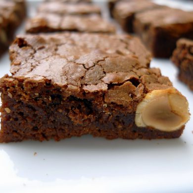 Receta de brownie de chocolate y avellanas