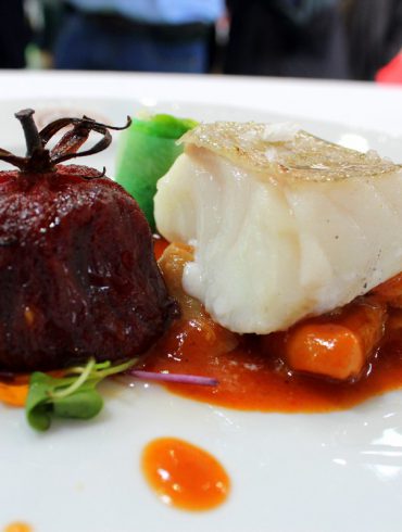 Bacalao con tomate asado