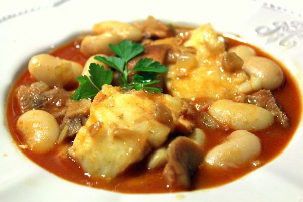 judiones con niscalos y bacalao