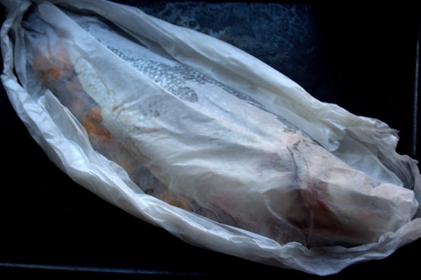 lubina en papillote receta