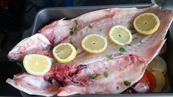 PREPARACION LUBINA AL HORNO
