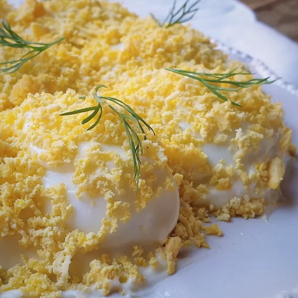 huevos rellenos con atun 1